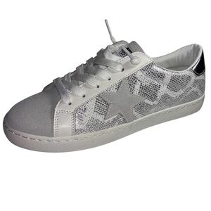 Vintage Havana Sneakers Carla Silver Snake Grey Star Faux Leather Women’s Size 8